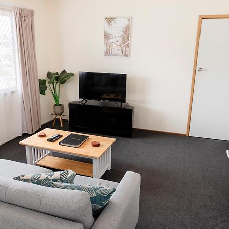 Palm View Holiday Apartments Bowen Dış mekan fotoğraf