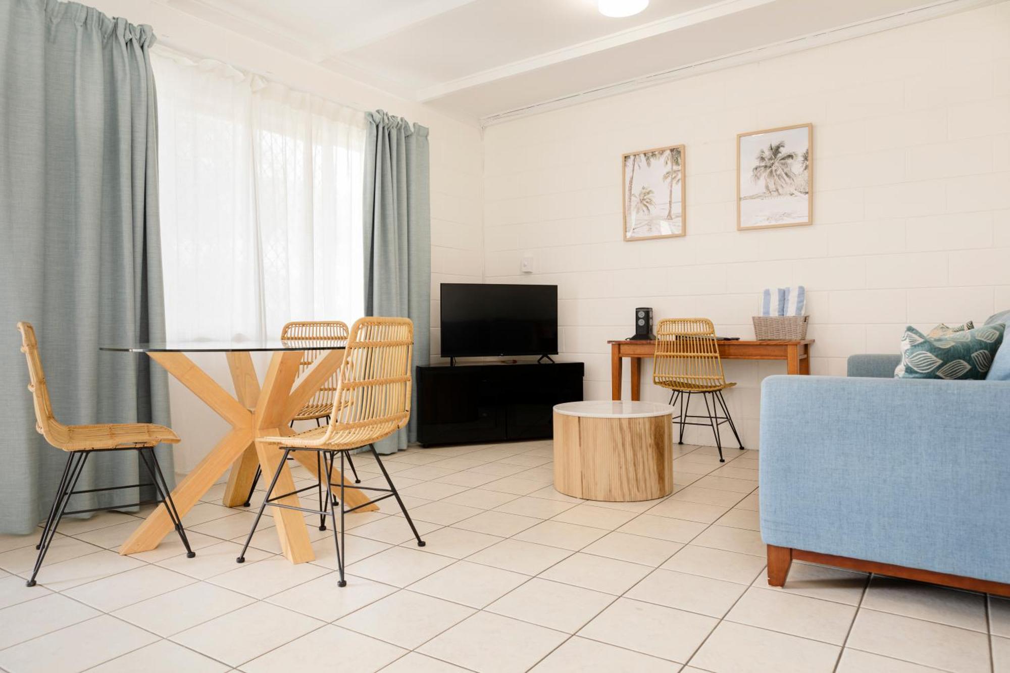 Palm View Holiday Apartments Bowen Oda fotoğraf